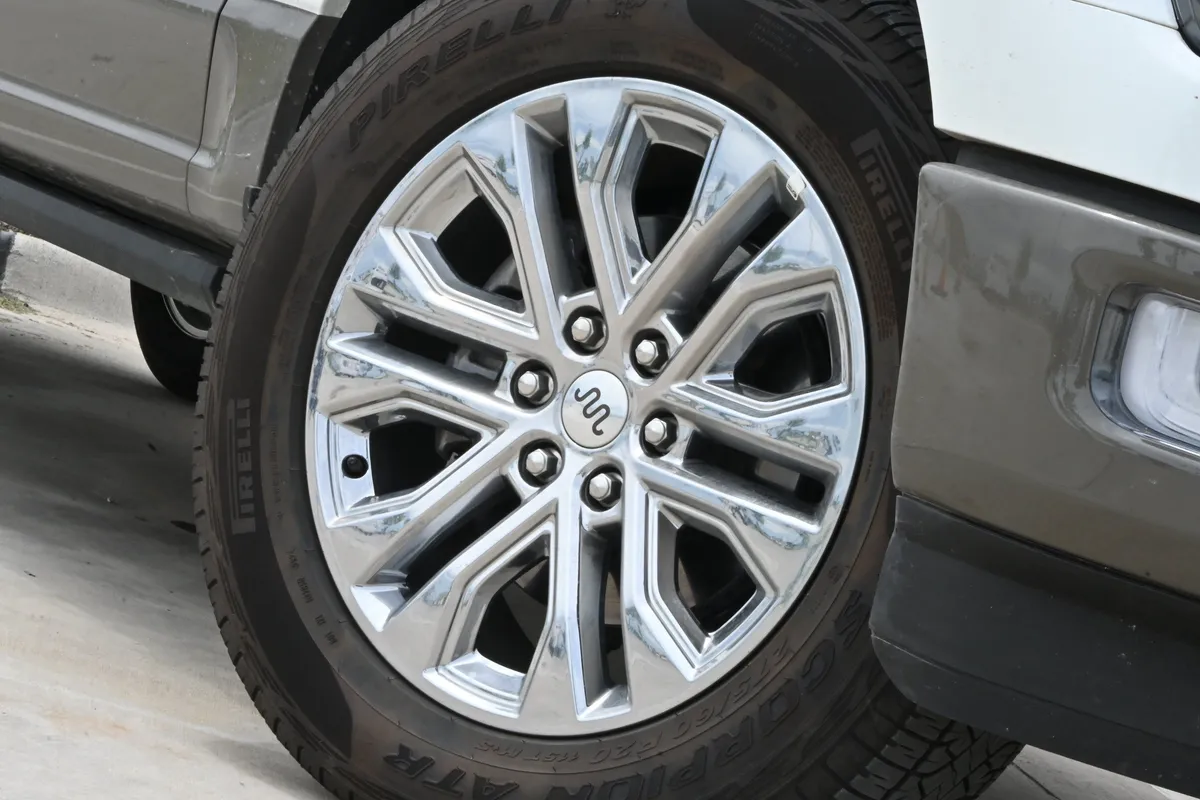 2025 Ford F-150 King Ranch thumbnail 10