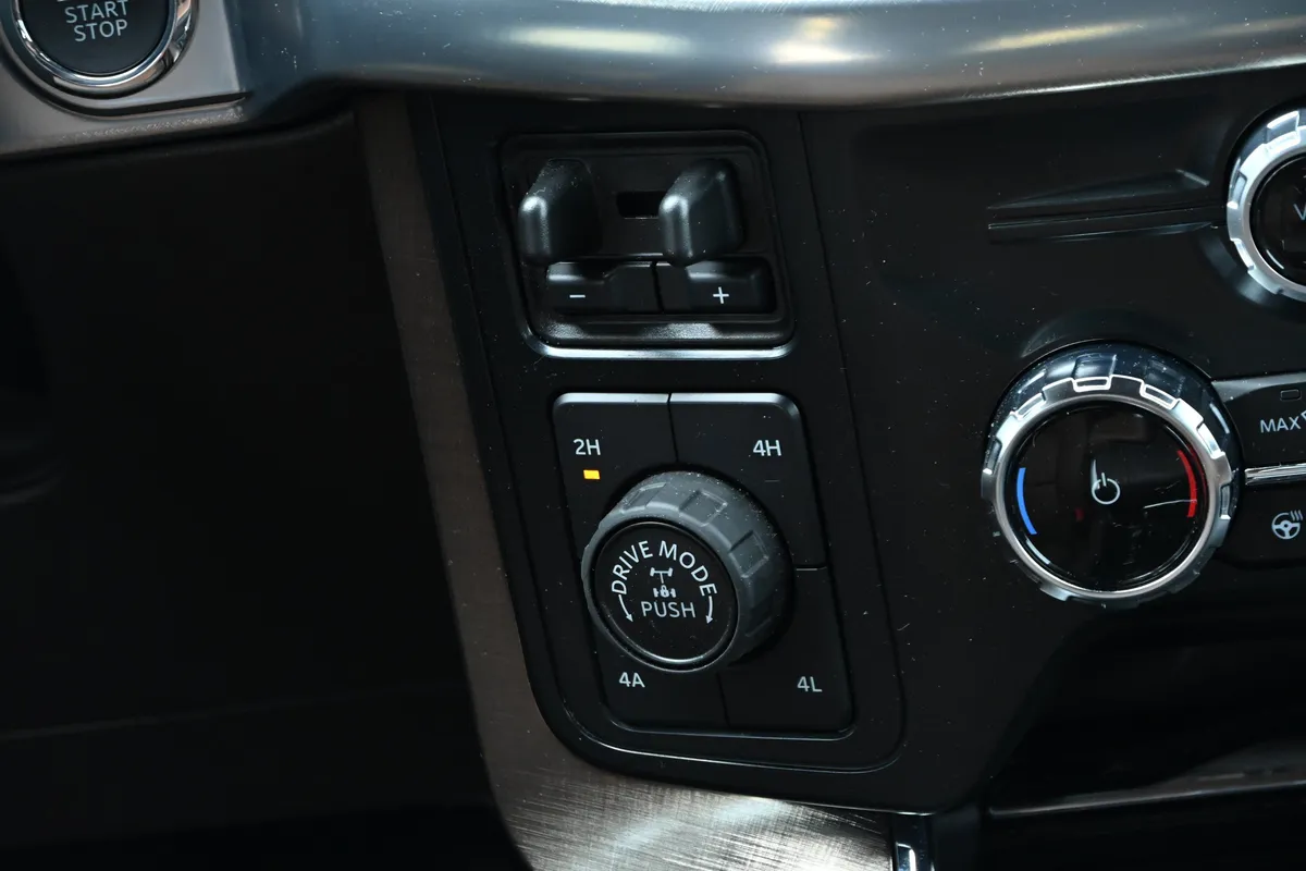 2025 Ford F-150 King Ranch thumbnail 25