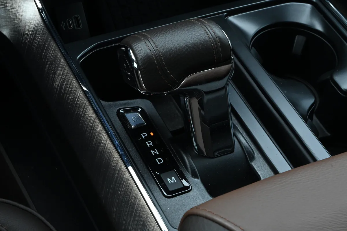 2025 Ford F-150 King Ranch thumbnail 26