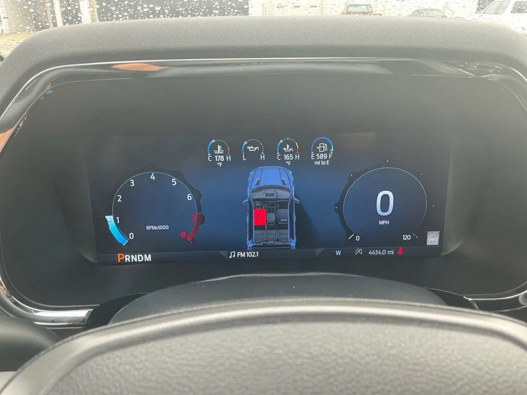 2025 Ford F-150 Lariat thumbnail 19