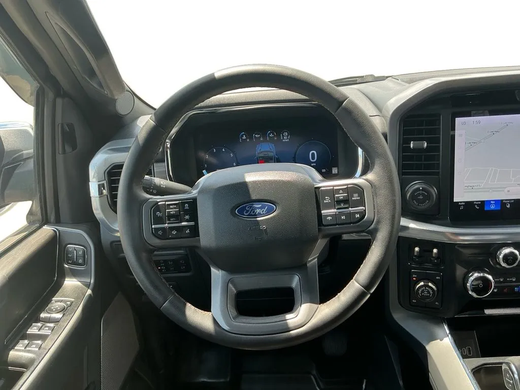 2025 Ford F-150 Lariat thumbnail 18