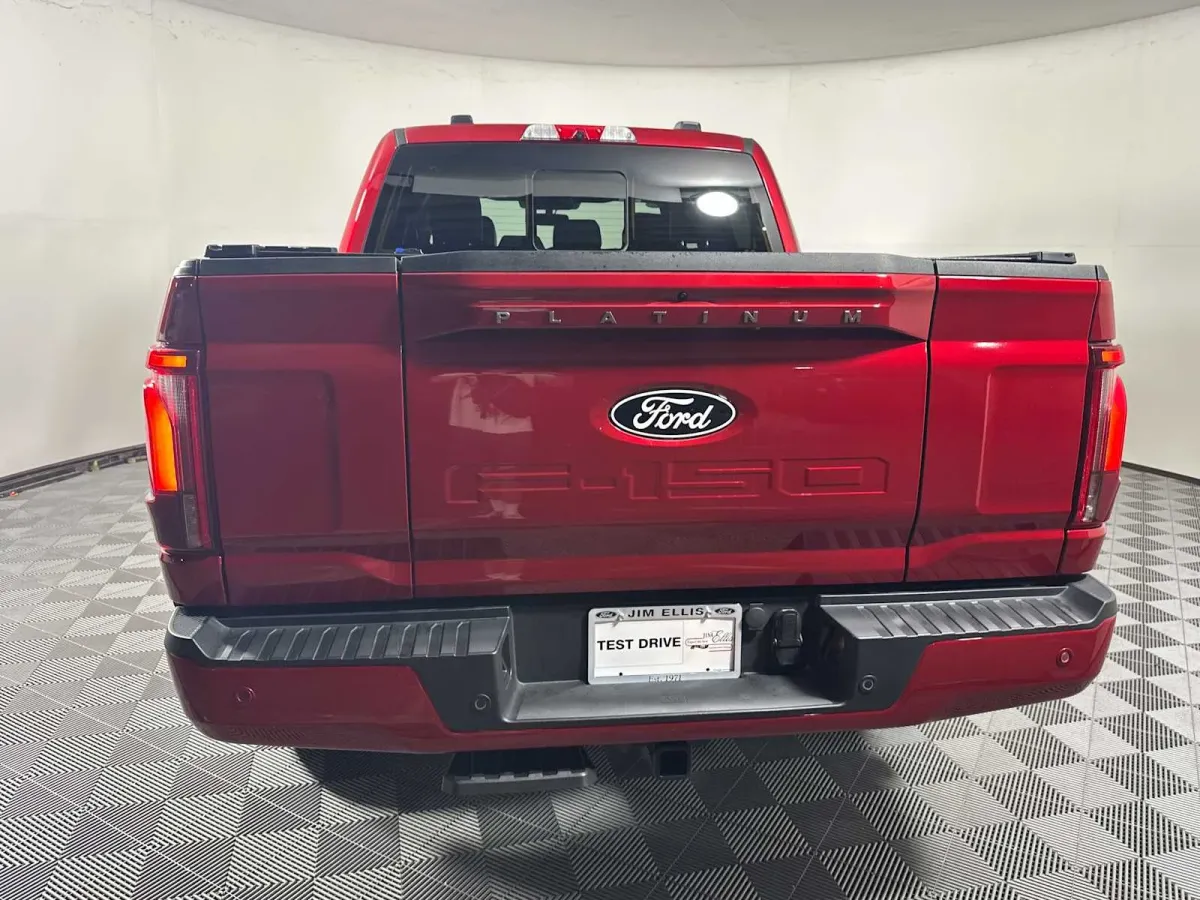 2025 Ford F-150 Platinum thumbnail 11