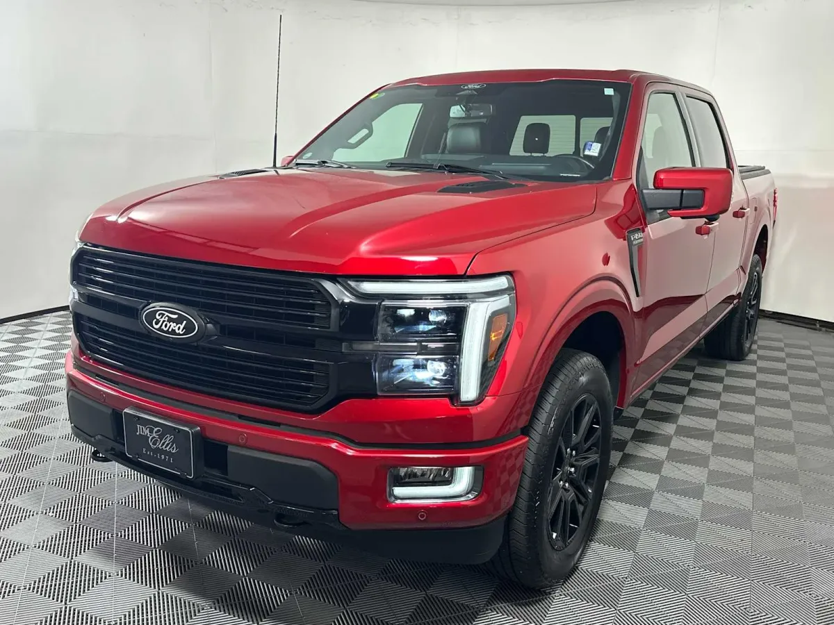 2025 Ford F-150 Platinum thumbnail 6