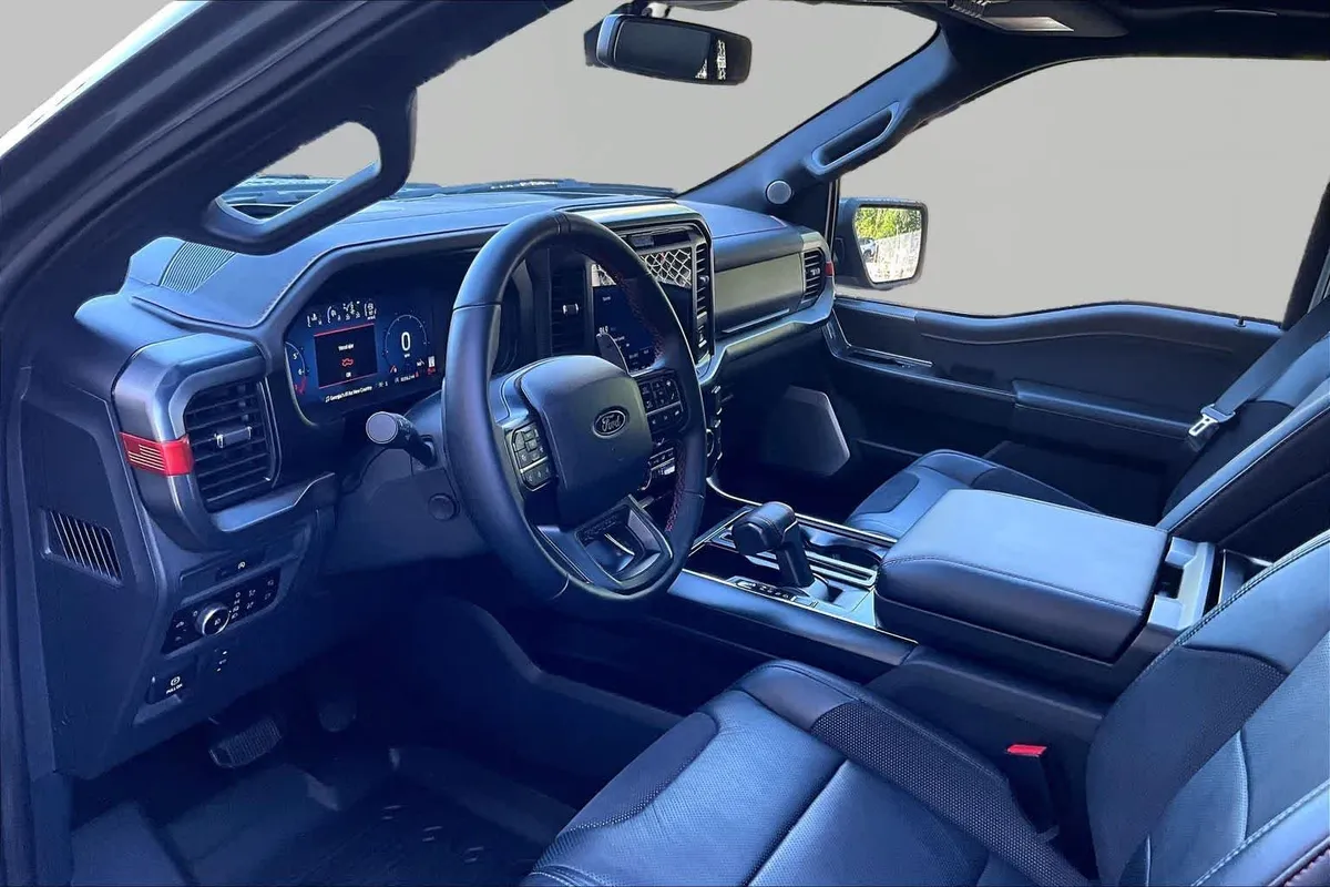 2025 Ford F-150 Raptor thumbnail 18