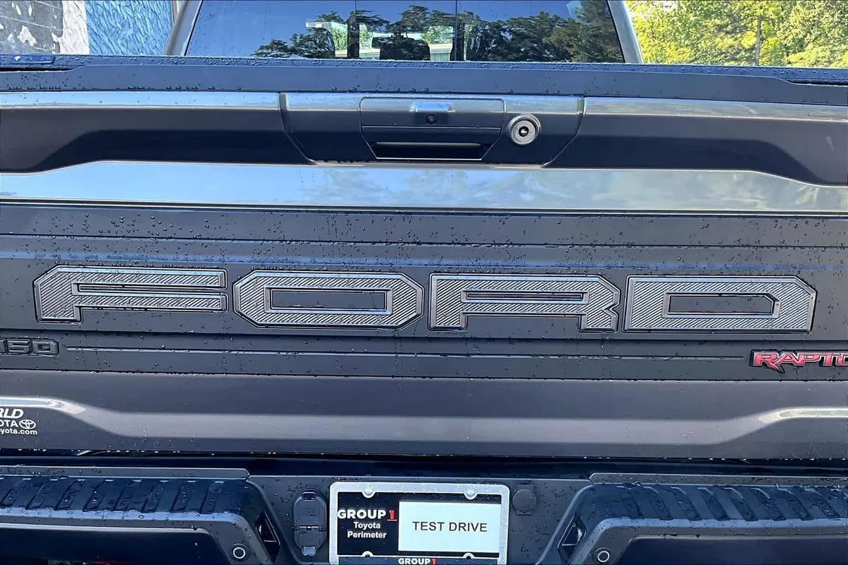 2025 Ford F-150 Raptor thumbnail 31