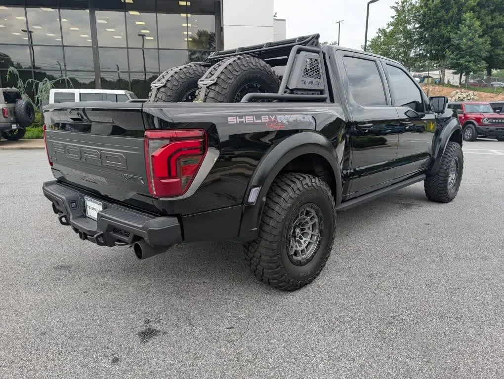 2025 Ford F-150 Raptor thumbnail 4