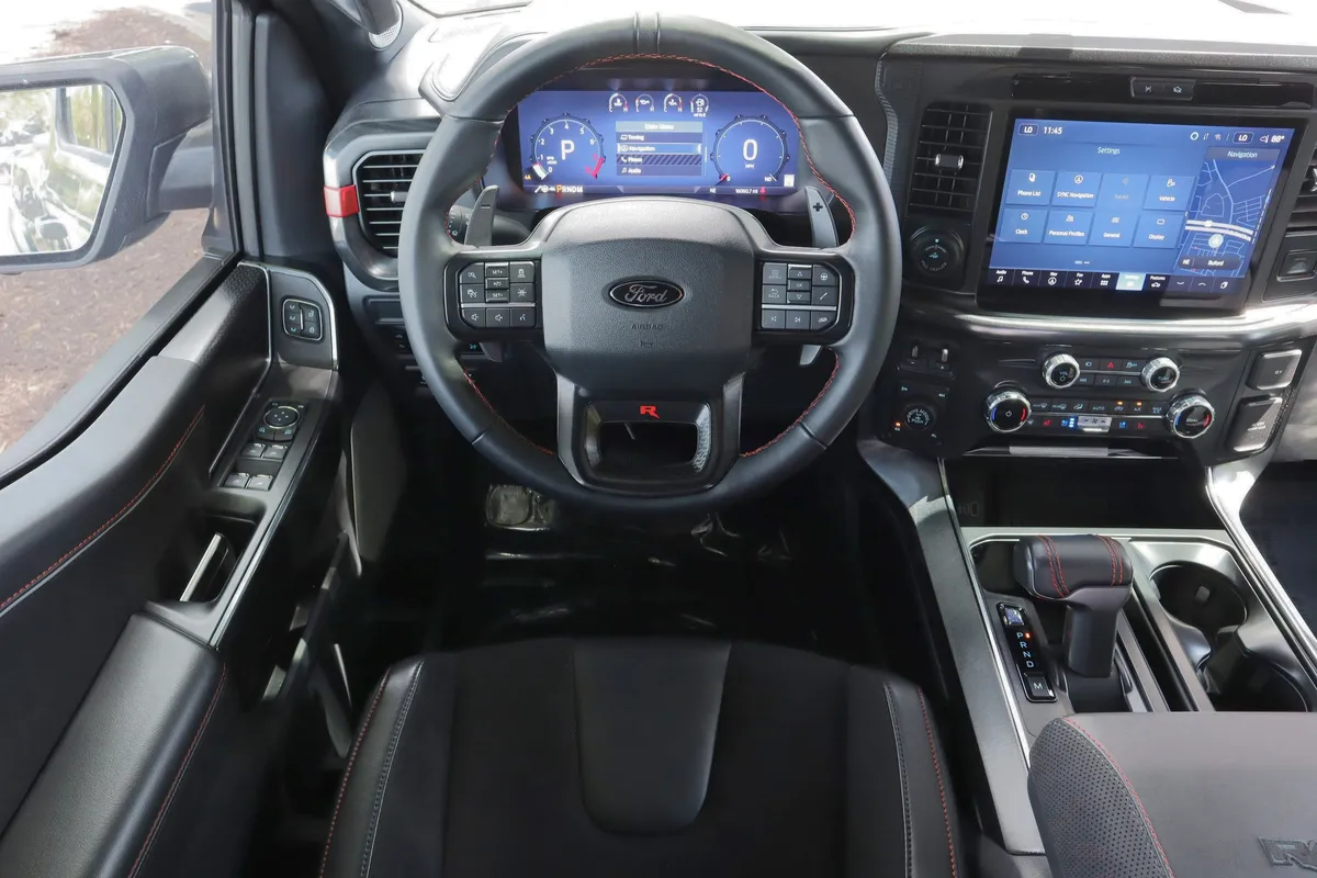 2025 Ford F-150 Raptor thumbnail 30