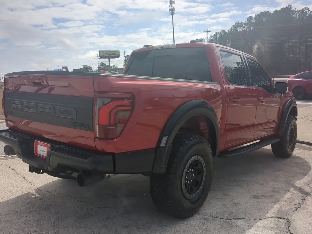 2025 Ford F-150 Raptor thumbnail 5