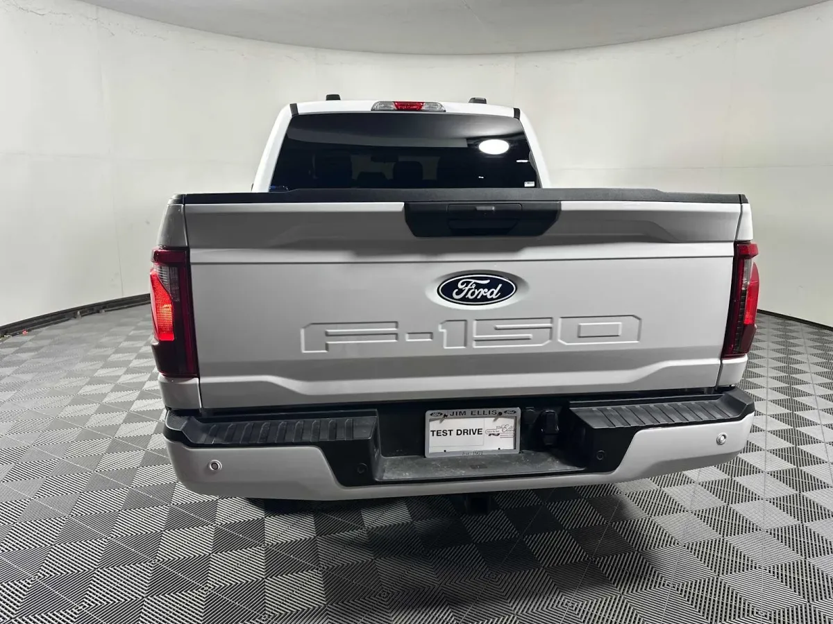 2025 Ford F-150 STX thumbnail 7