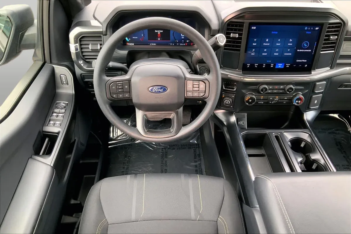 2025 Ford F-150 STX thumbnail 11