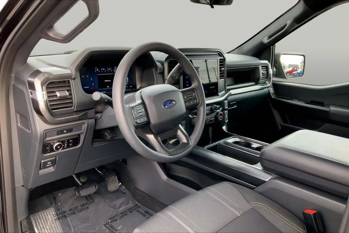 2025 Ford F-150 STX thumbnail 27