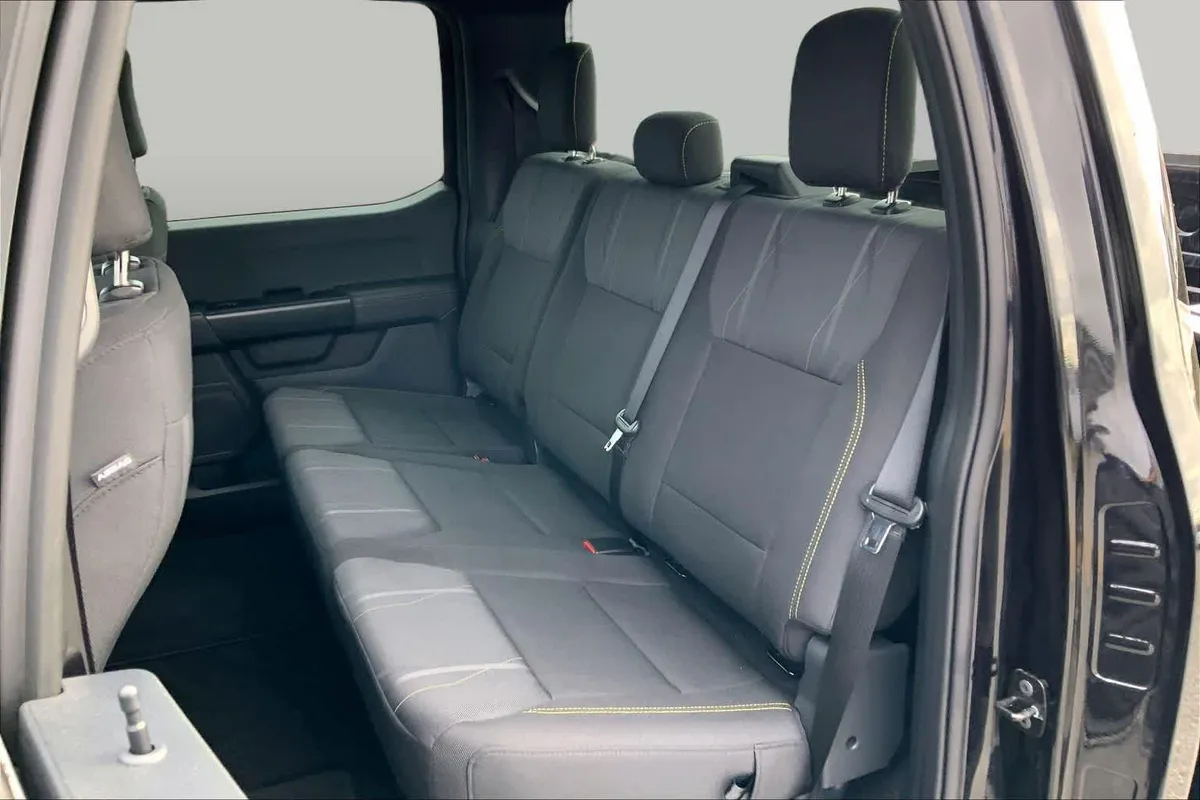 2025 Ford F-150 STX thumbnail 33