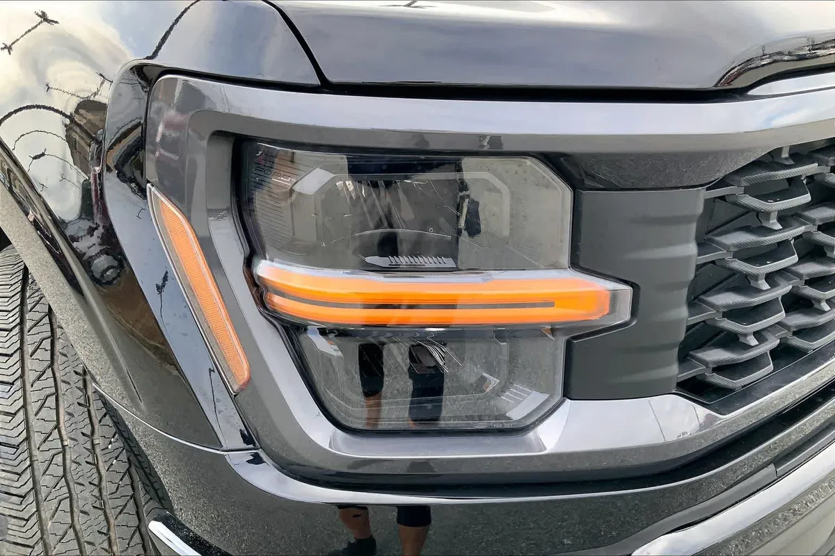 2025 Ford F-150 STX thumbnail 41