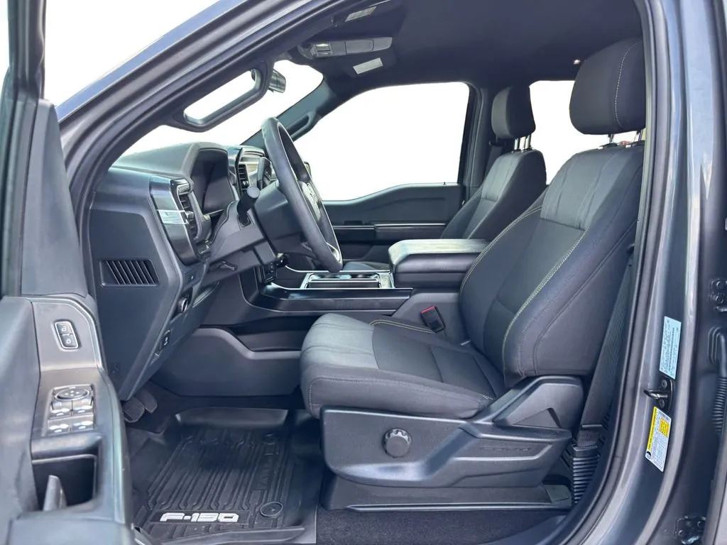 2025 Ford F-150 STX thumbnail 14