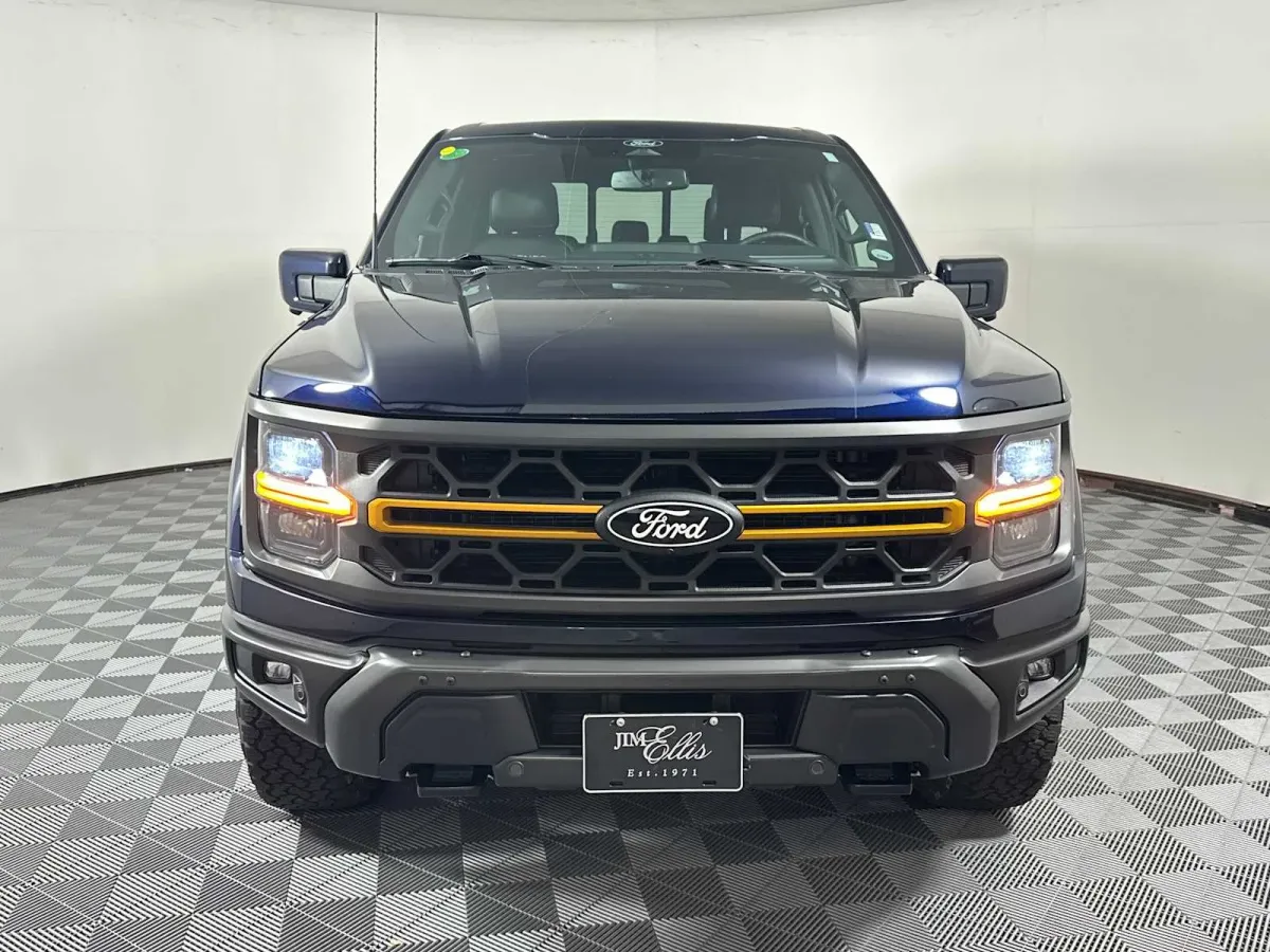2025 Ford F-150 Tremor thumbnail 3