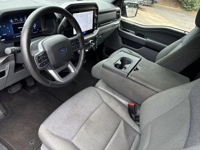 2025 Ford F-150 XLT thumbnail 10