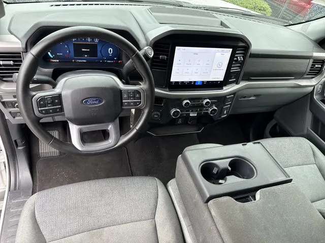 2025 Ford F-150 XLT thumbnail 18