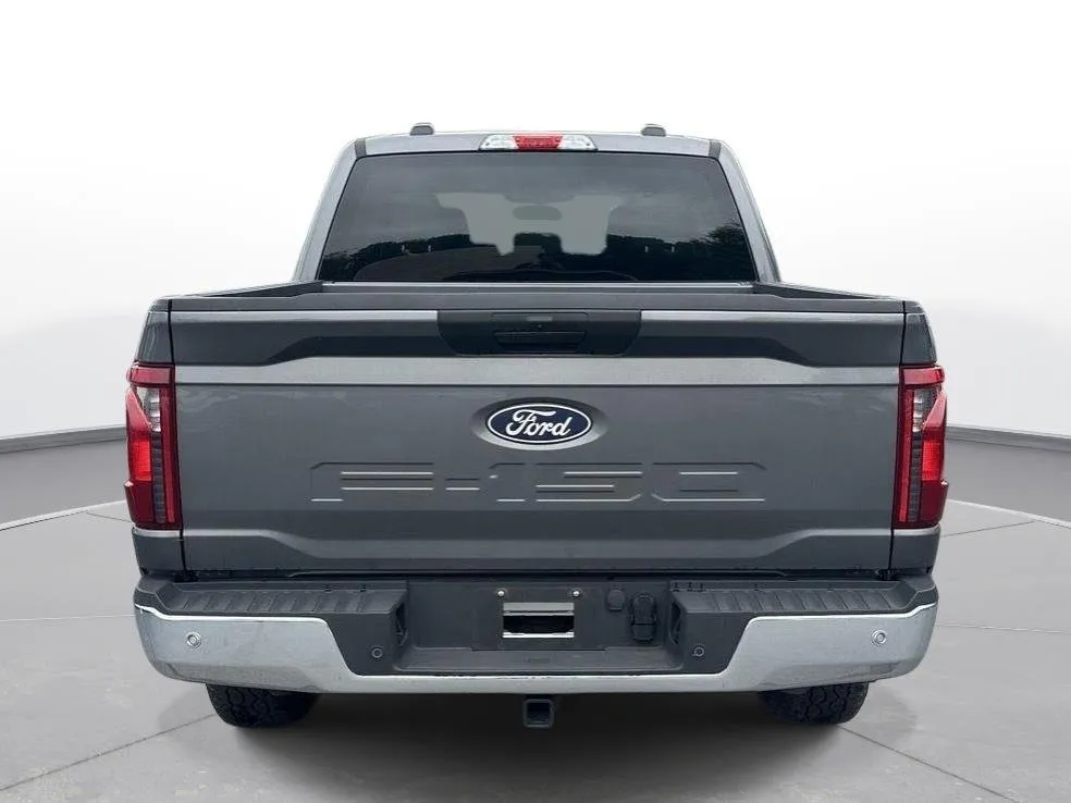 2025 Ford F-150 XLT thumbnail 7