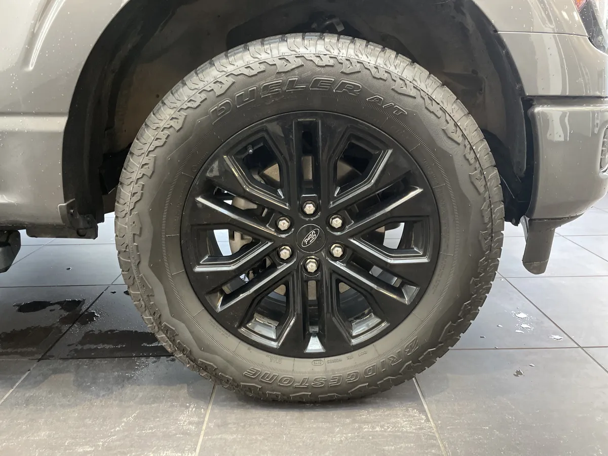 2025 Ford F-150 XLT thumbnail 11