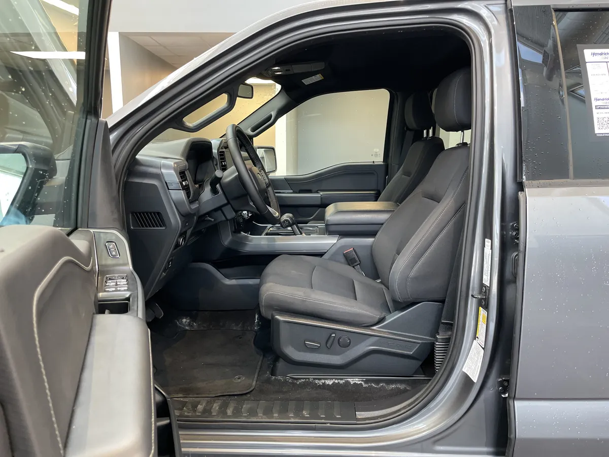 2025 Ford F-150 XLT thumbnail 15