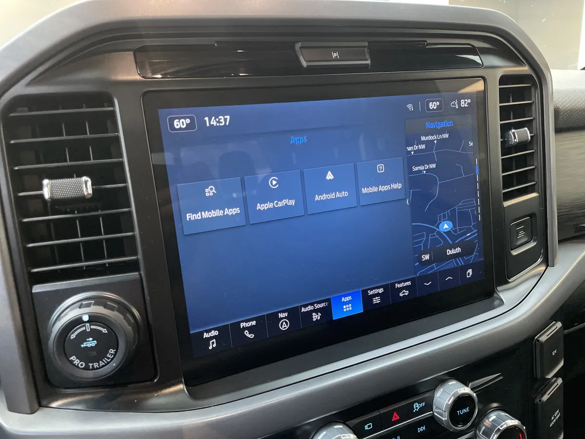 2025 Ford F-150 XLT thumbnail 24