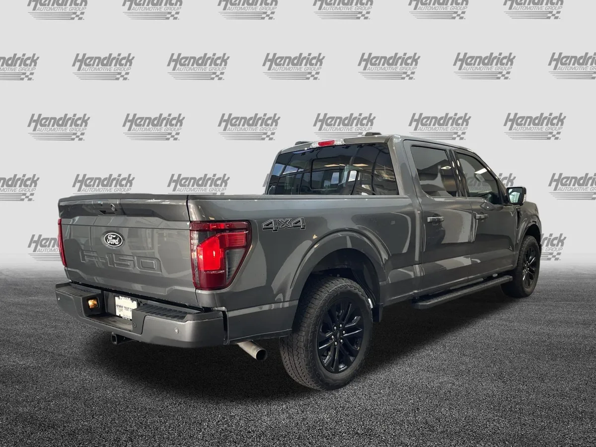 2025 Ford F-150 XLT thumbnail 9