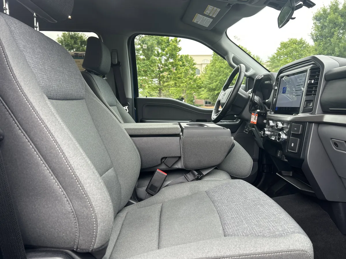 2025 Ford F-150 XLT thumbnail 30