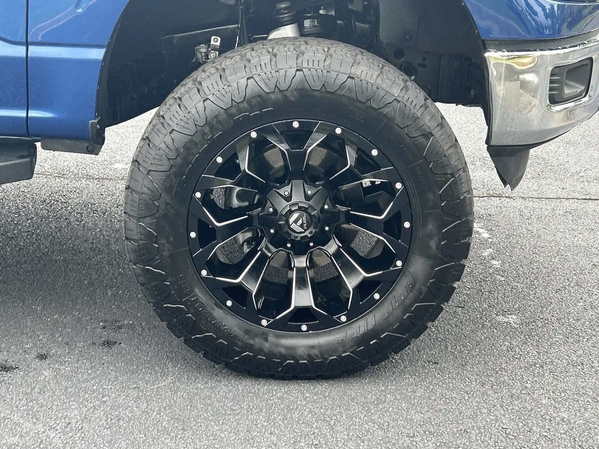 2025 Ford F-150 XLT thumbnail 32
