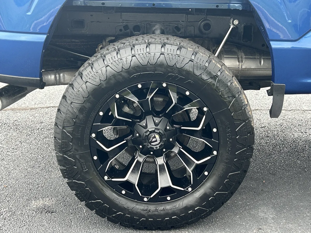 2025 Ford F-150 XLT thumbnail 33