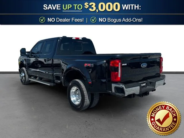 2025 Ford F-350SD Lariat thumbnail 4