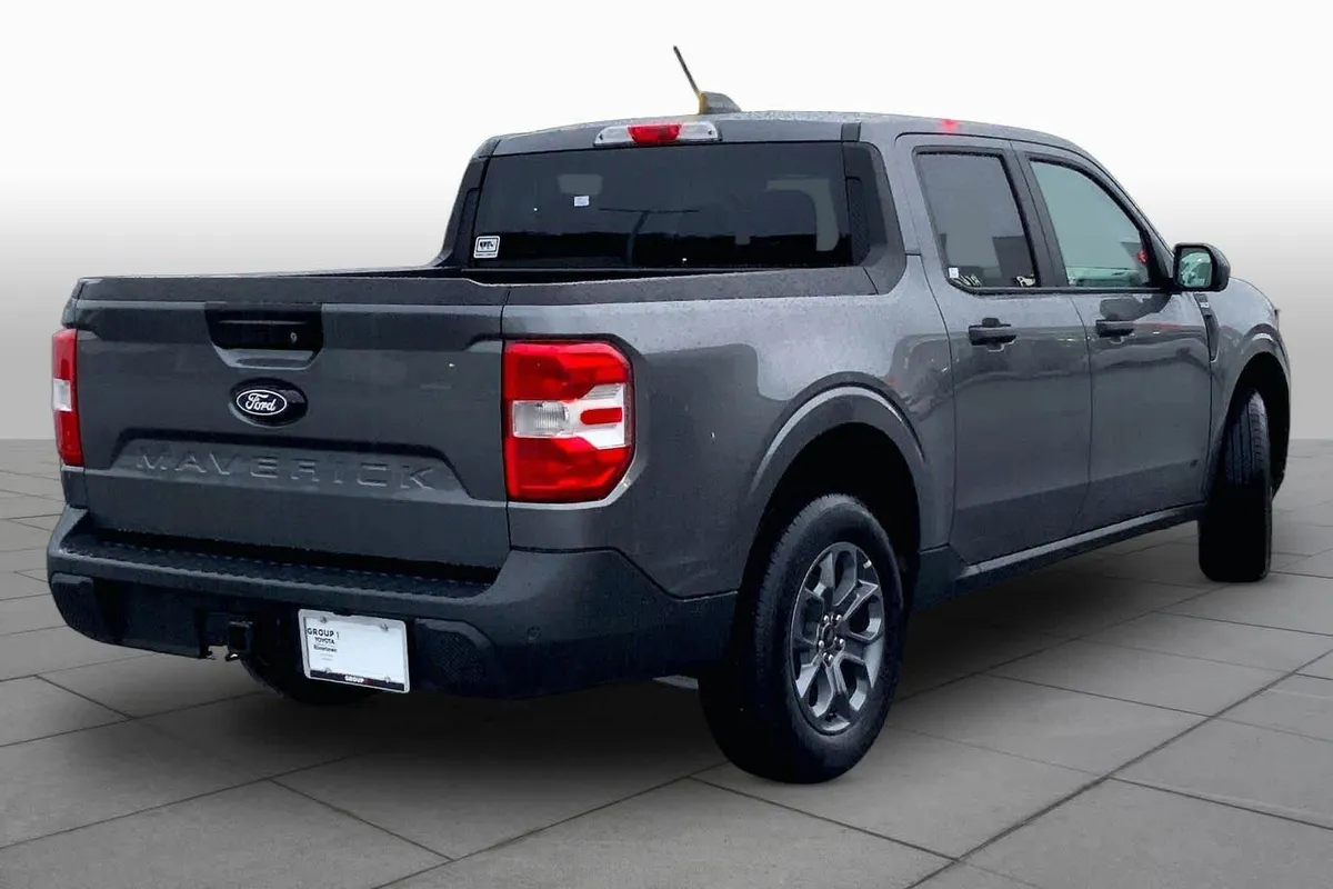 2025 Ford Maverick XLT thumbnail 13