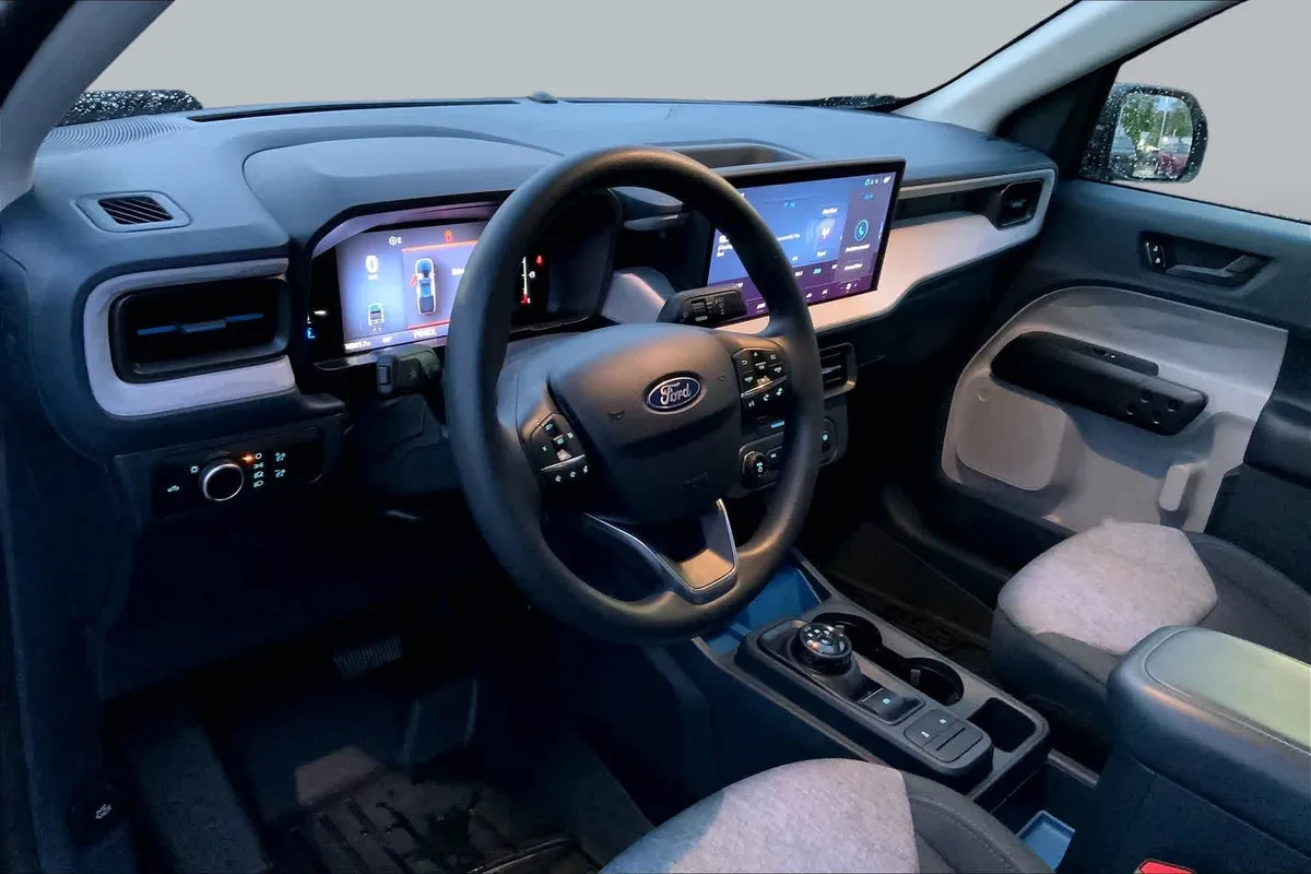 2025 Ford Maverick XLT thumbnail 17