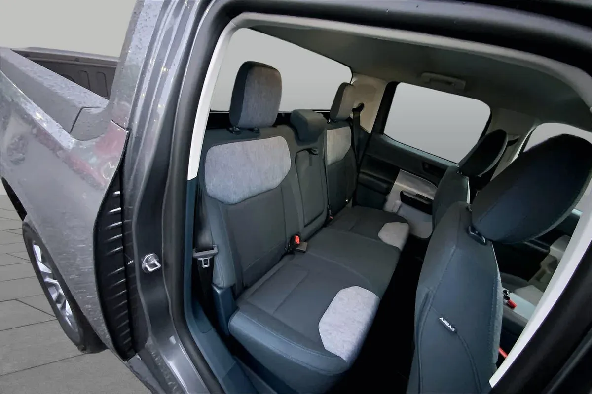 2025 Ford Maverick XLT thumbnail 19
