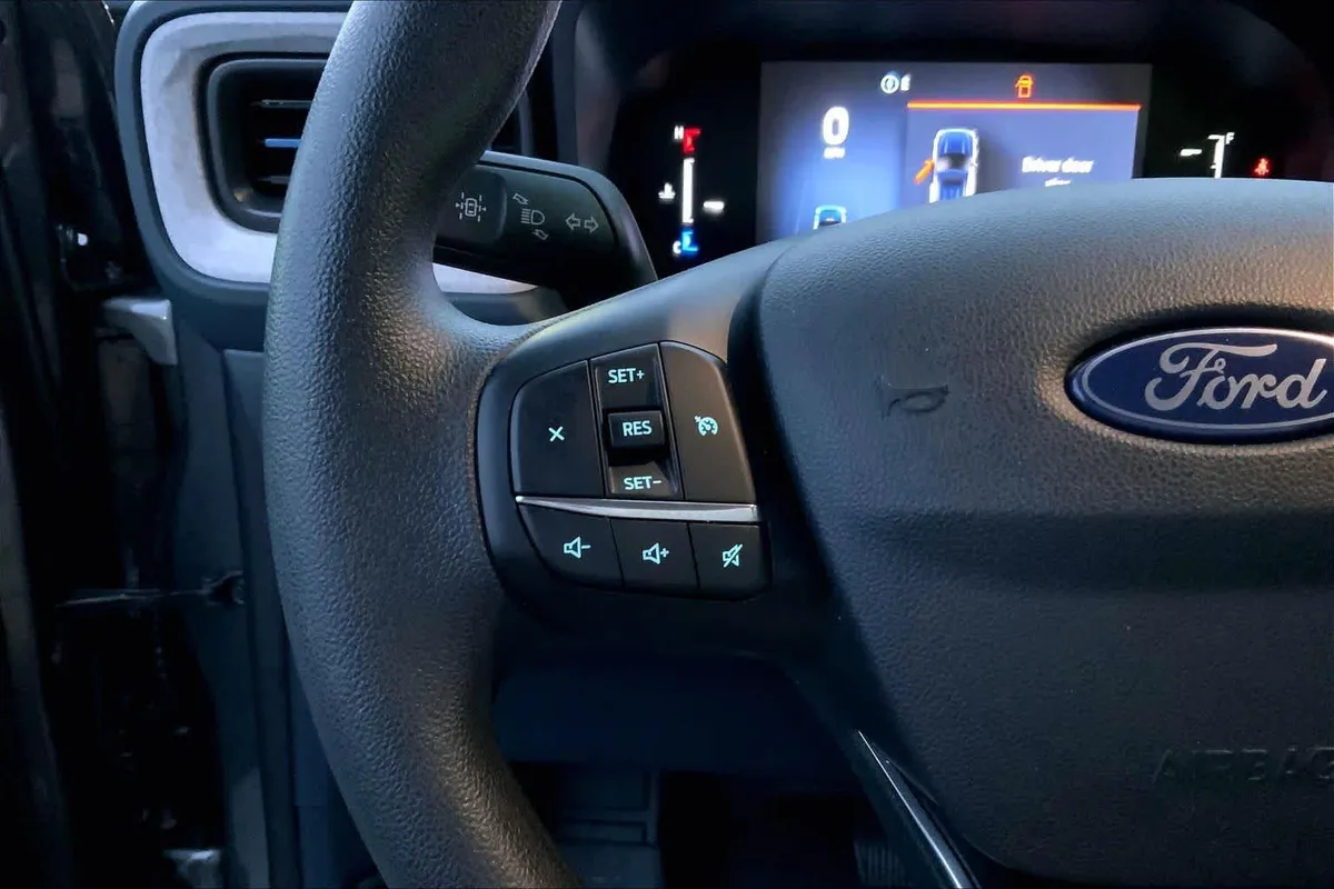 2025 Ford Maverick XLT thumbnail 23