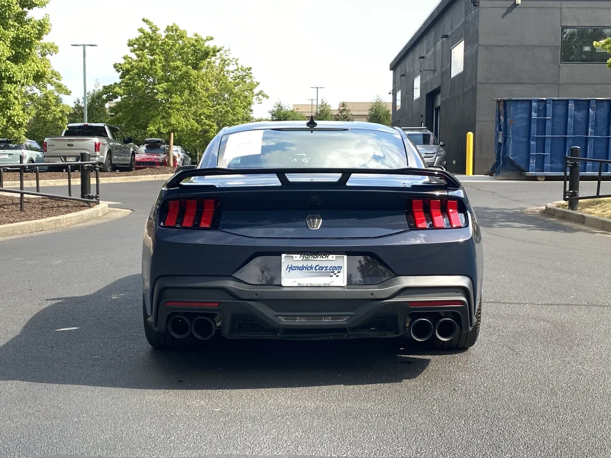 2025 Ford Mustang Dark Horse thumbnail 15