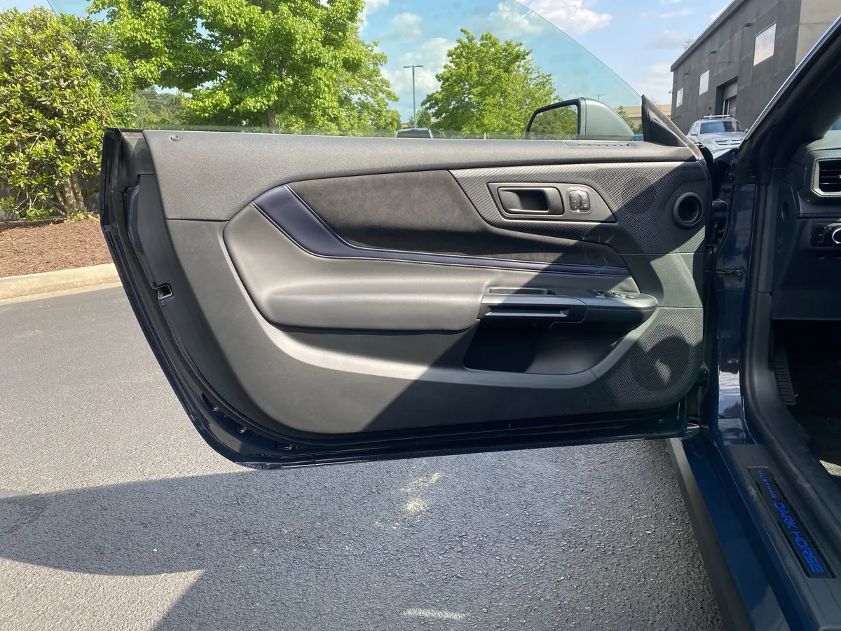 2025 Ford Mustang Dark Horse thumbnail 22