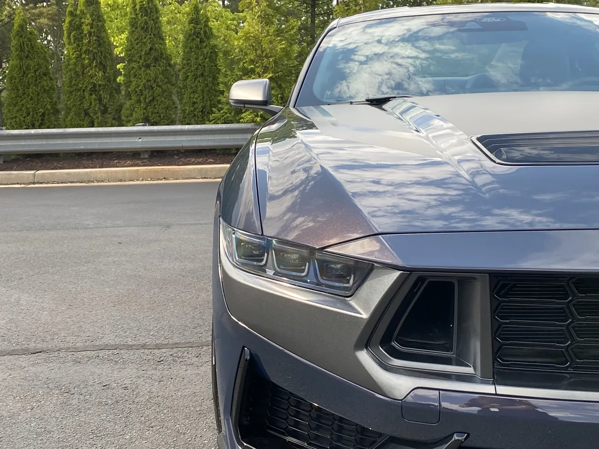 2025 Ford Mustang Dark Horse thumbnail 37