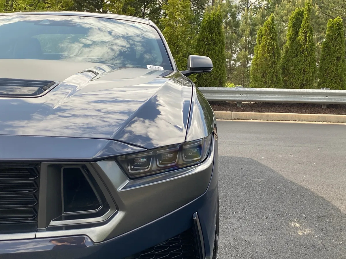 2025 Ford Mustang Dark Horse thumbnail 39