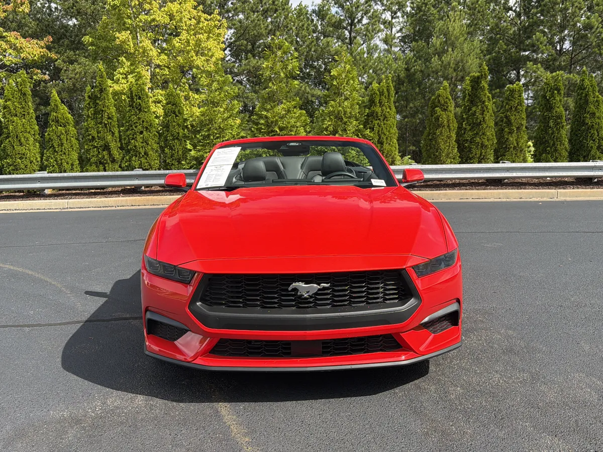 2025 Ford Mustang EcoBoost thumbnail 10