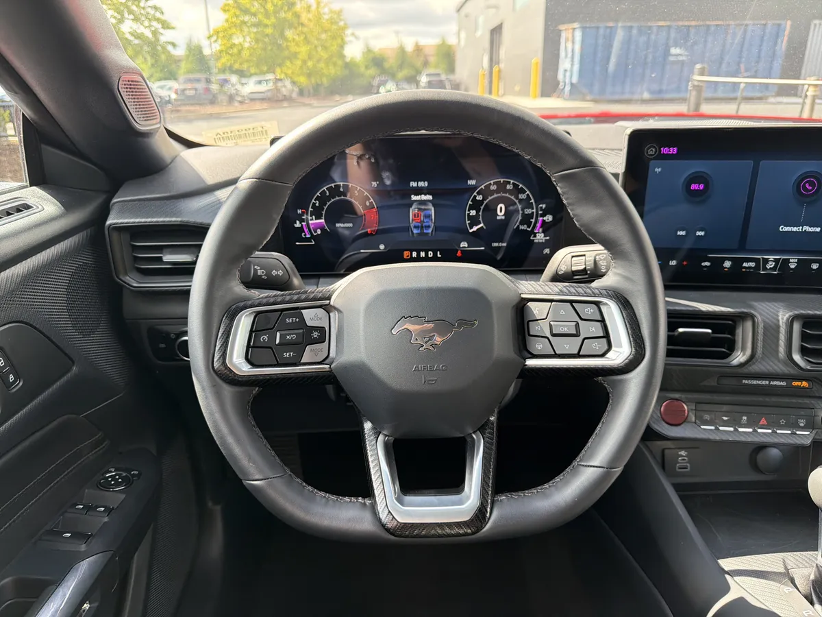 2025 Ford Mustang EcoBoost thumbnail 8
