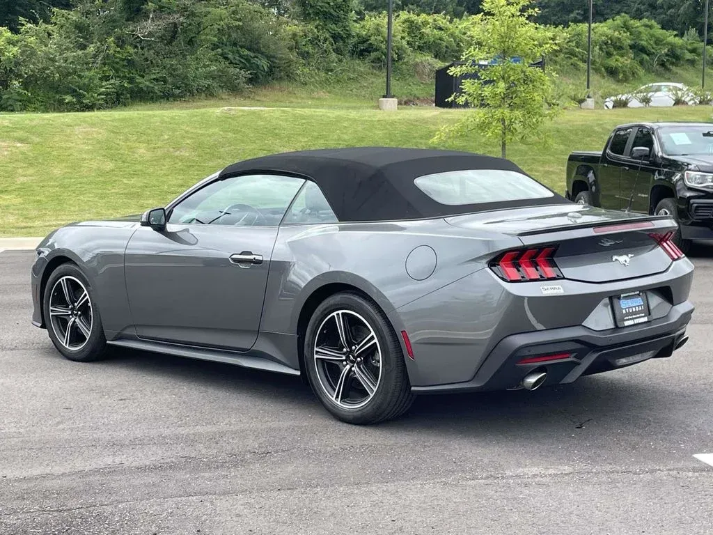 2025 Ford Mustang EcoBoost Premium thumbnail 5