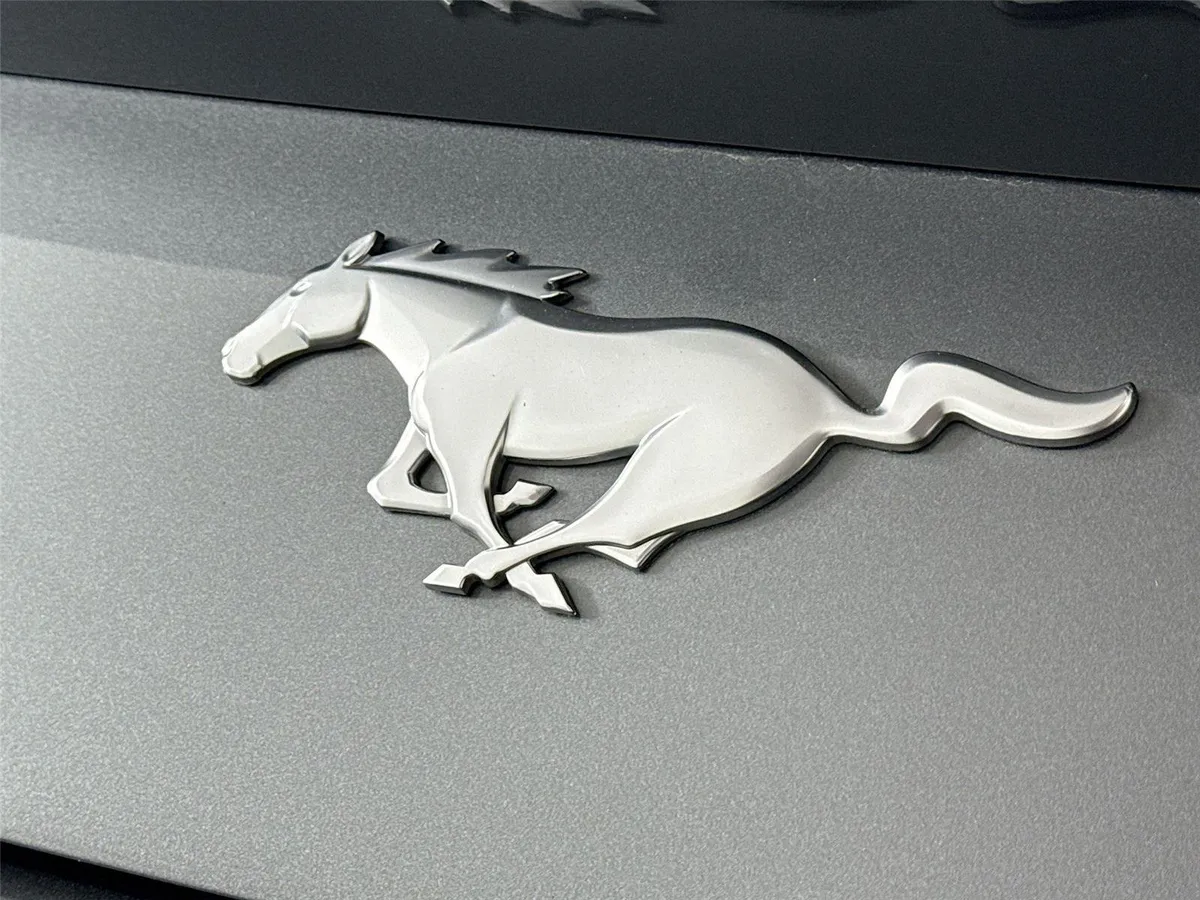2025 Ford Mustang EcoBoost Premium thumbnail 17