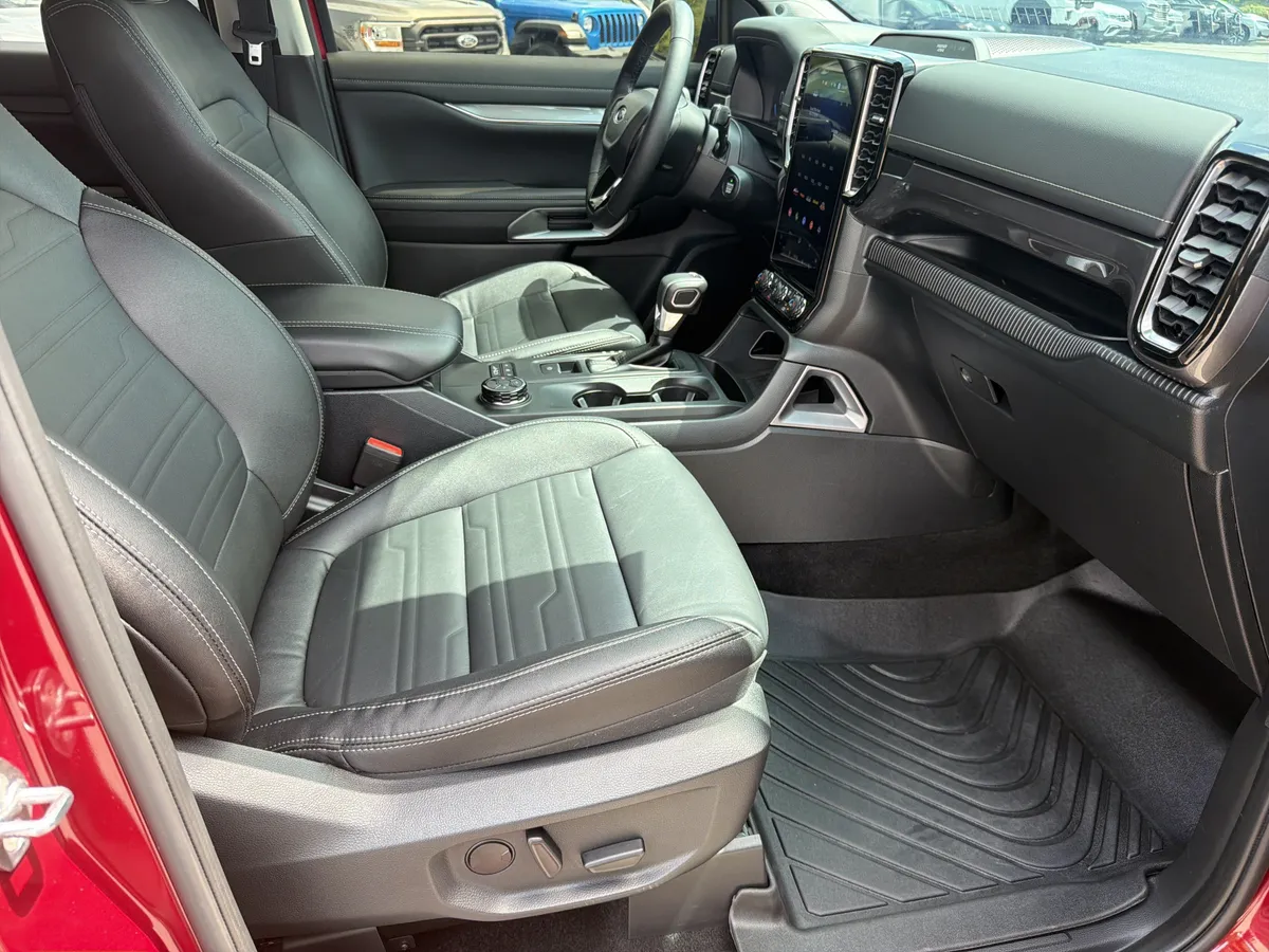2025 Ford Ranger Lariat thumbnail 23