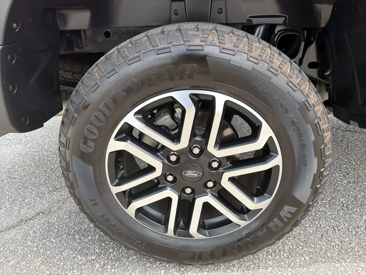 2025 Ford Ranger Lariat thumbnail 27