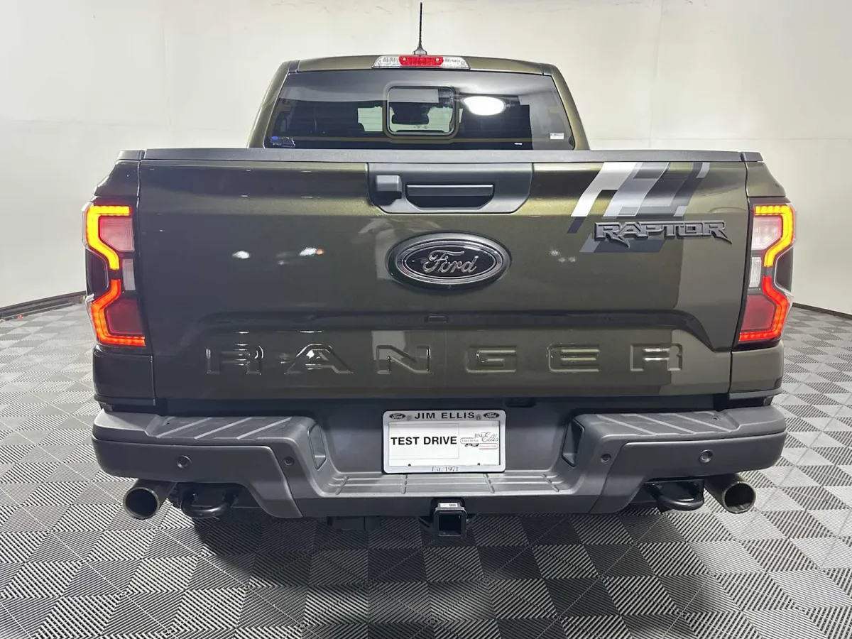 2025 Ford Ranger Raptor thumbnail 11