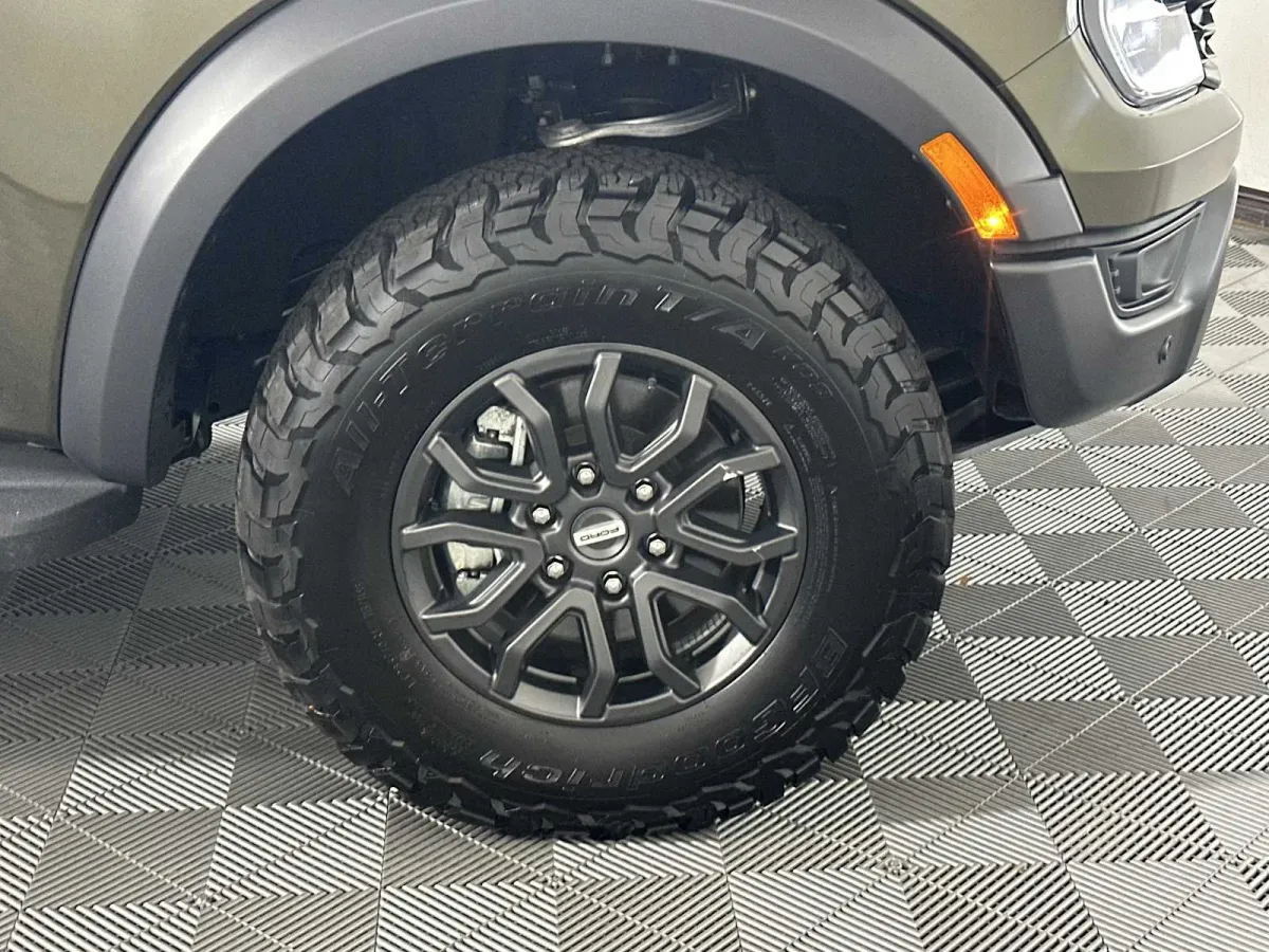 2025 Ford Ranger Raptor thumbnail 18