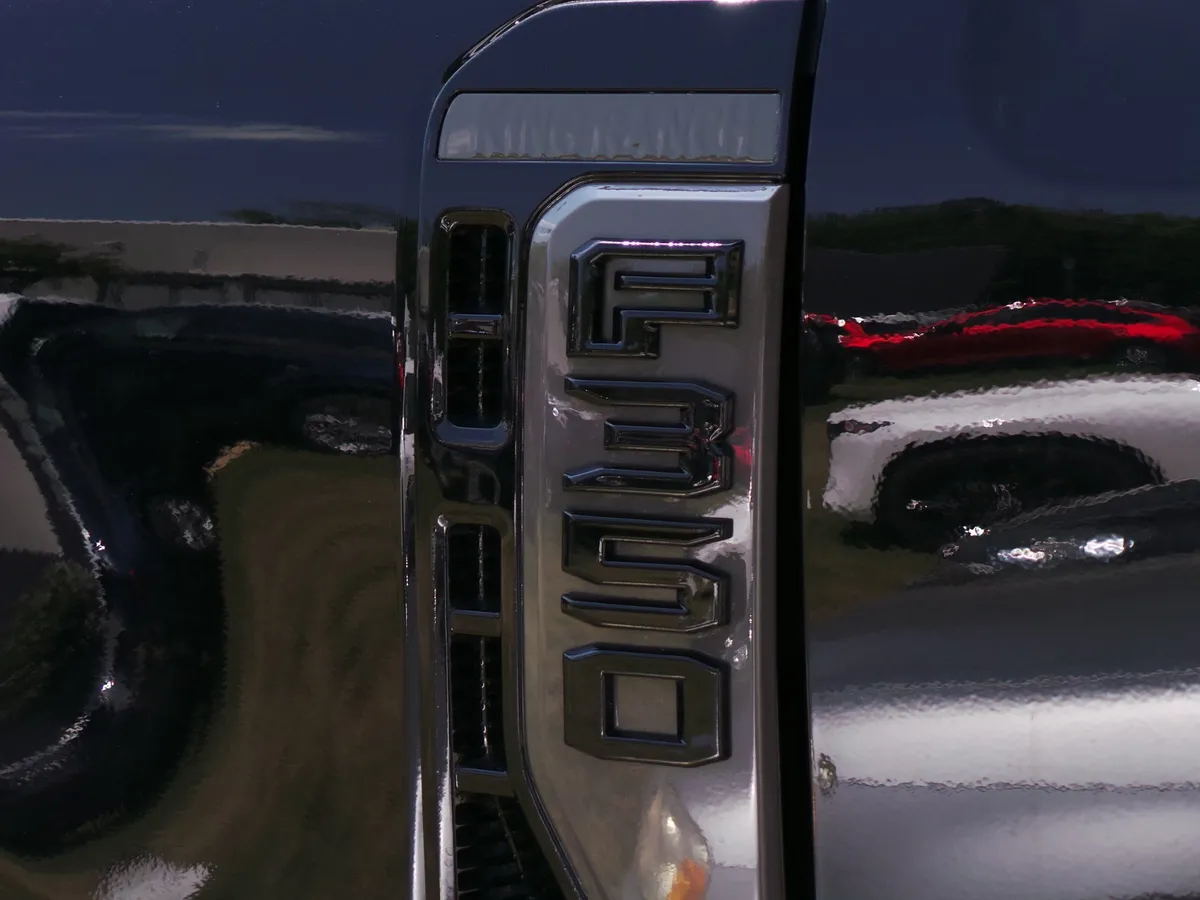 2025 Ford Super Duty F-350 SRW King Ranch thumbnail 5