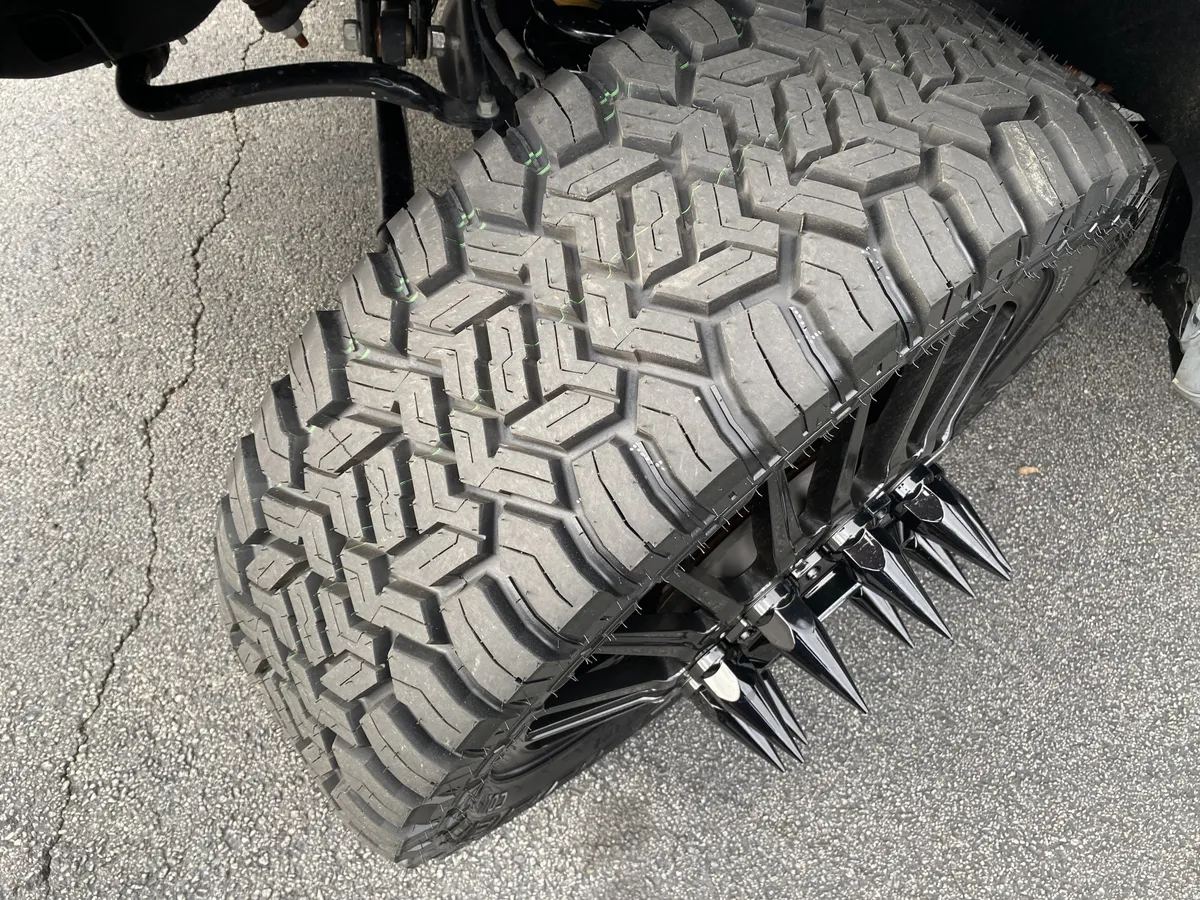 2025 Ford Super Duty F-450 DRW Platinum thumbnail 11