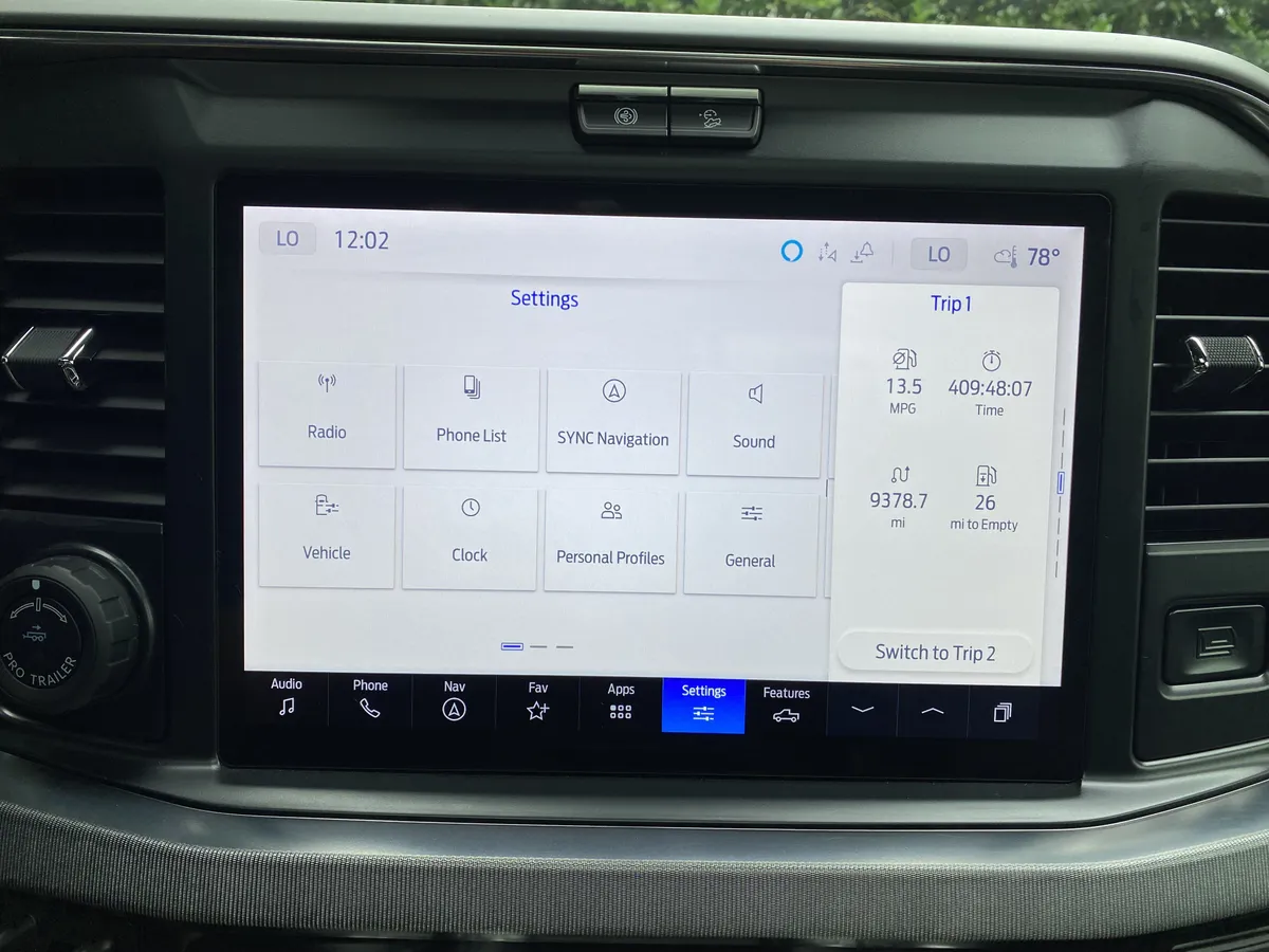 2025 Ford Super Duty F-450 DRW Platinum thumbnail 27