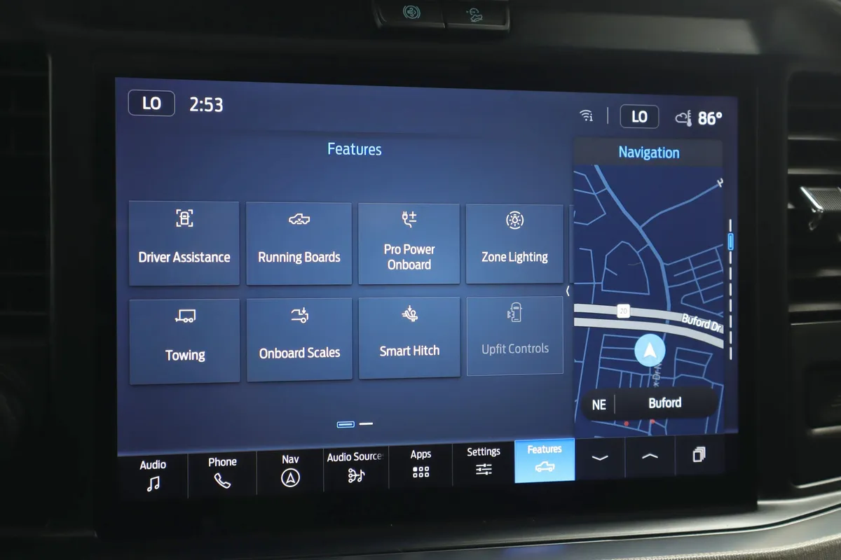 2025 Ford Super Duty F-450 DRW Platinum thumbnail 14